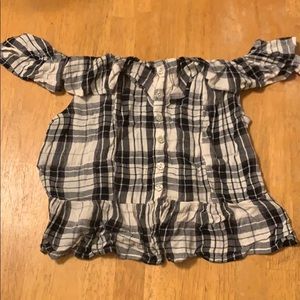 Off the shoulder American eagle shirt